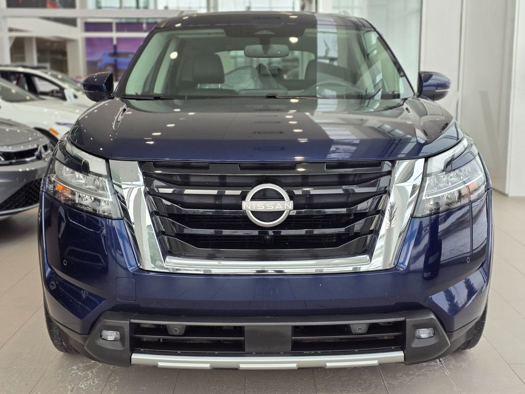 Nissan Pathfinder Platinium 8 ROUES | CARPLAY | AWD | TOIT PANO +++ 2022 à Laval, Québec - 2 - w1024h768px