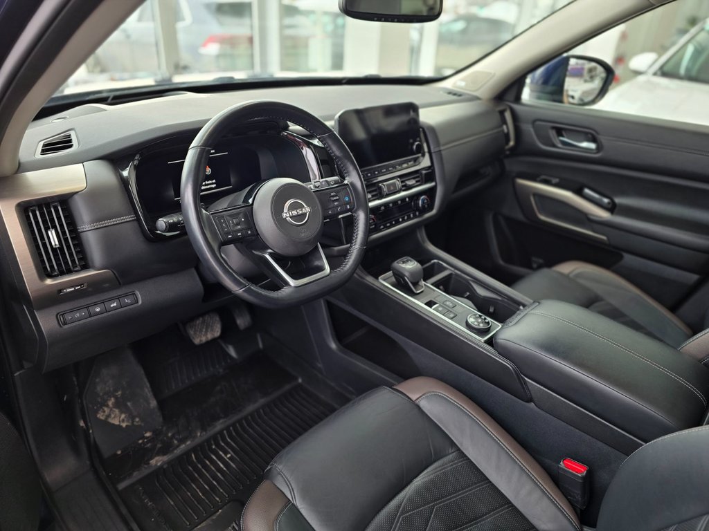 Nissan Pathfinder Platinium 8 ROUES | CARPLAY | AWD | TOIT PANO +++ 2022 à Laval, Québec - 11 - w1024h768px