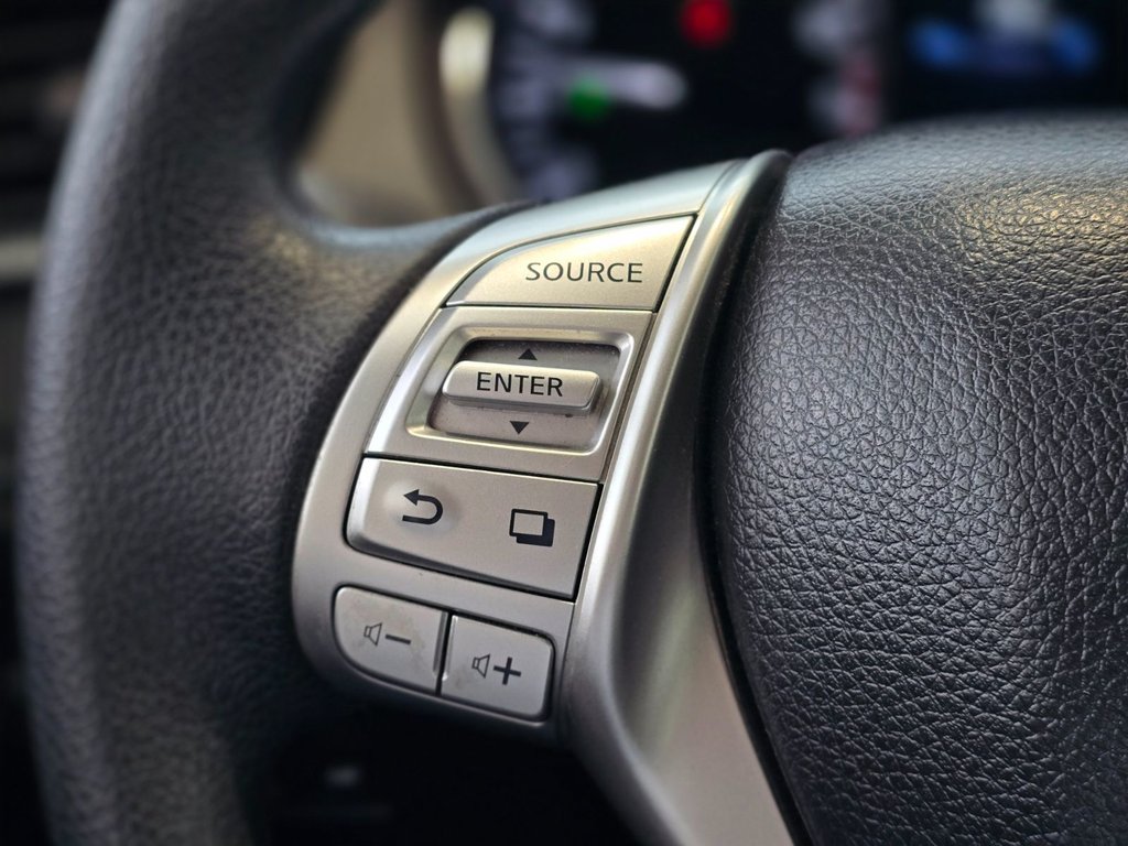 Nissan Rogue ROGUE S | SIÈGES CHAUFFANTS | BLUETOOTH | +++ 2014 à Laval, Québec - 14 - w1024h768px