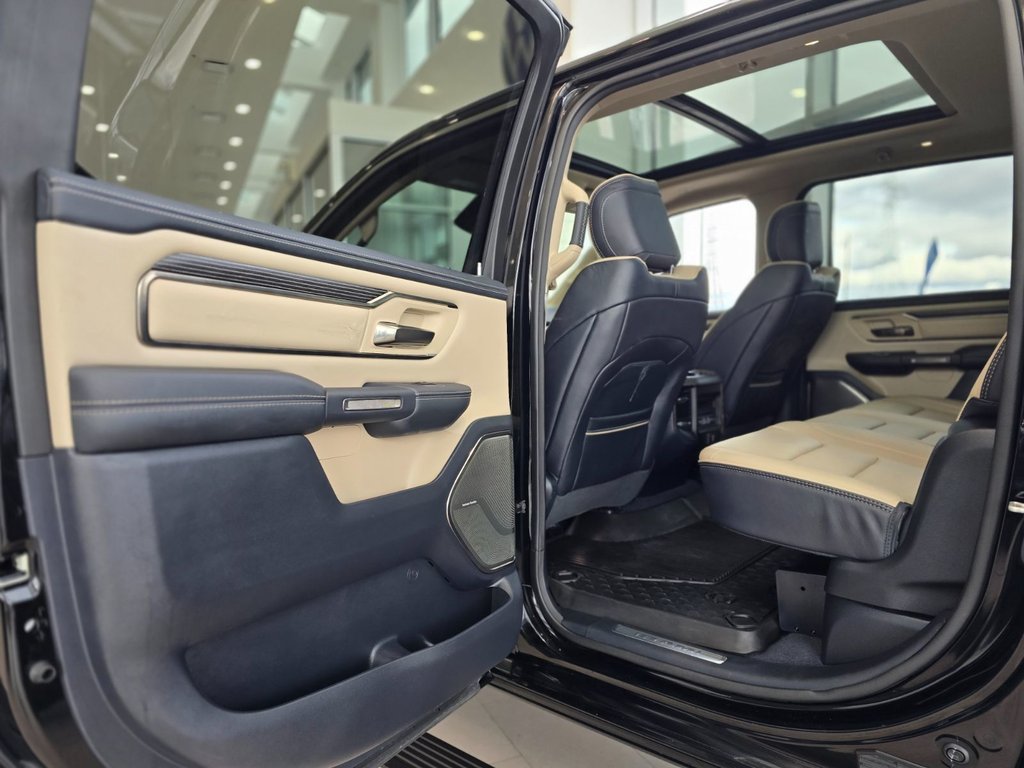 2021 Ram 1500 Limited TOIT PANO | CUIR | NAV | 8 PNEUS | BAS KM! in Laval, Quebec - 19 - w1024h768px
