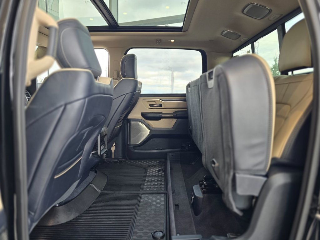 2021 Ram 1500 Limited TOIT PANO | CUIR | NAV | 8 PNEUS | BAS KM! in Laval, Quebec - 21 - w1024h768px