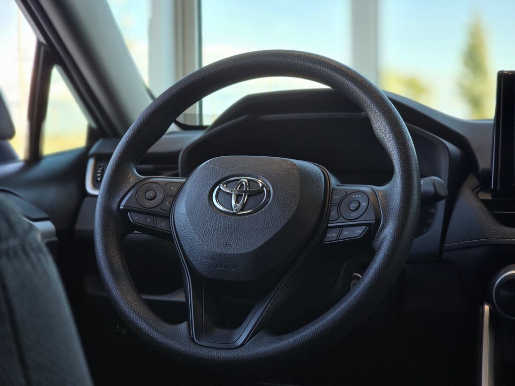 2020 Toyota RAV4 LE AWD | BLUETOOTH | CAMÉRA | CARPLAY | +++ in Laval, Quebec - 12 - w1024h768px