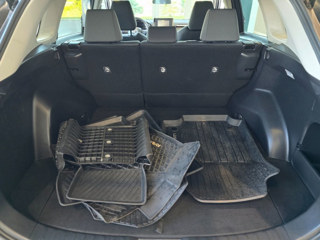2020 Toyota RAV4 LE AWD | BLUETOOTH | CAMÉRA | CARPLAY | +++ in Laval, Quebec - 9 - w1024h768px