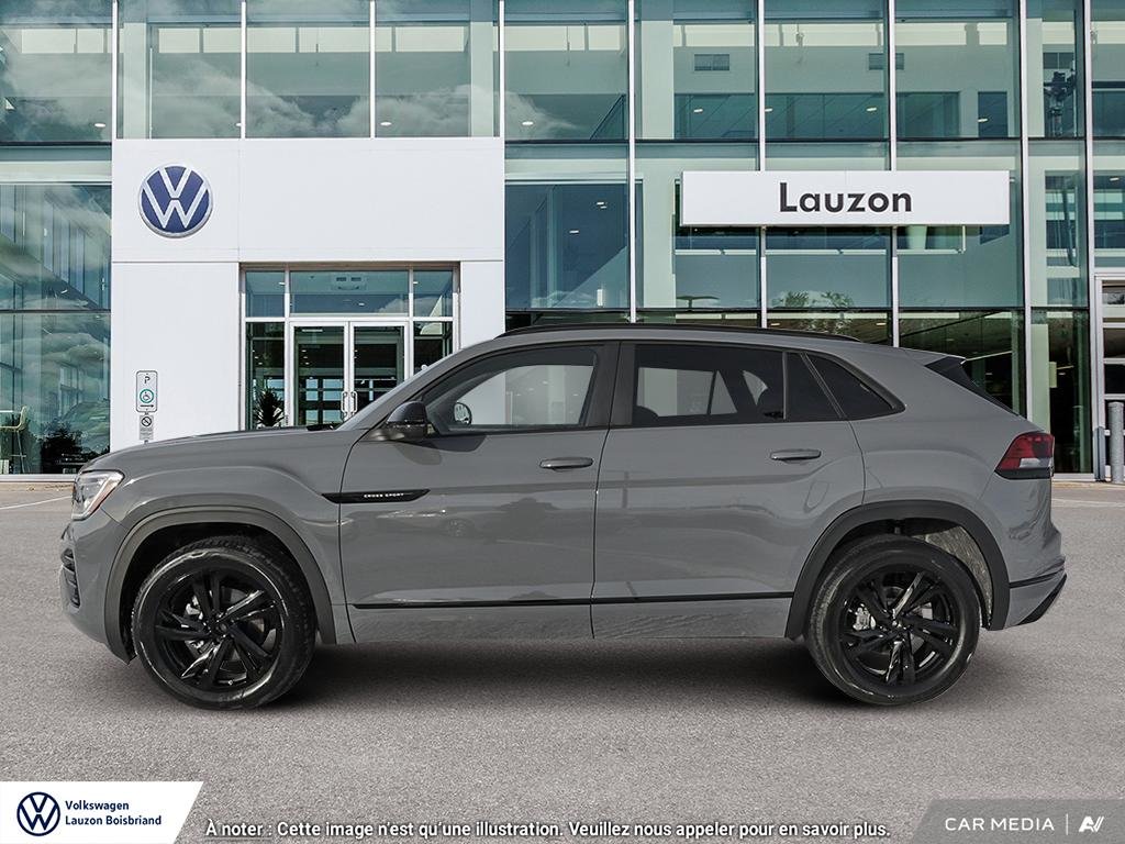 2025 Volkswagen ATLAS CROSS SPORT Comfortline R-Line Black Edition in Laval, Quebec - 3 - w1024h768px