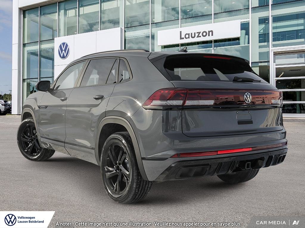 2025 Volkswagen ATLAS CROSS SPORT Comfortline R-Line Black Edition in Laval, Quebec - 4 - w1024h768px