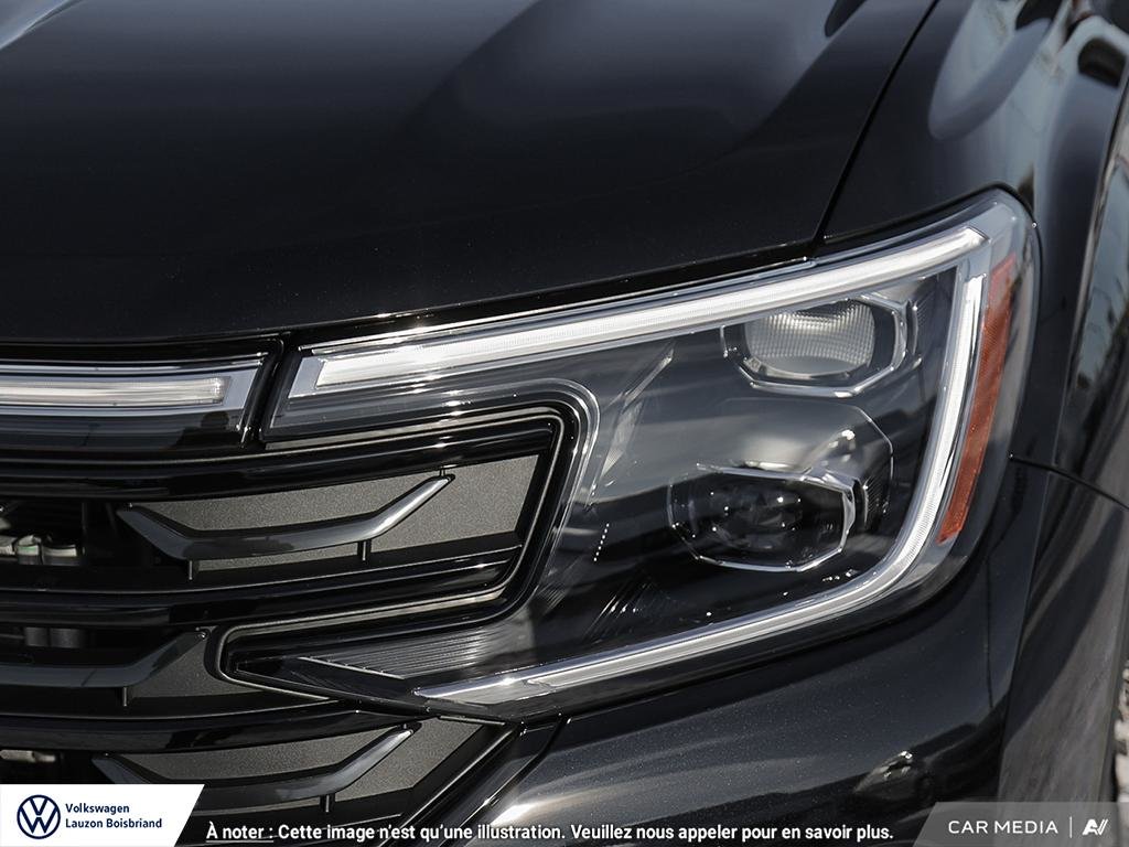 Volkswagen Atlas Cross Sport Comfortline R-Line Black Edition 2025 à Laval, Québec - 9 - w1024h768px