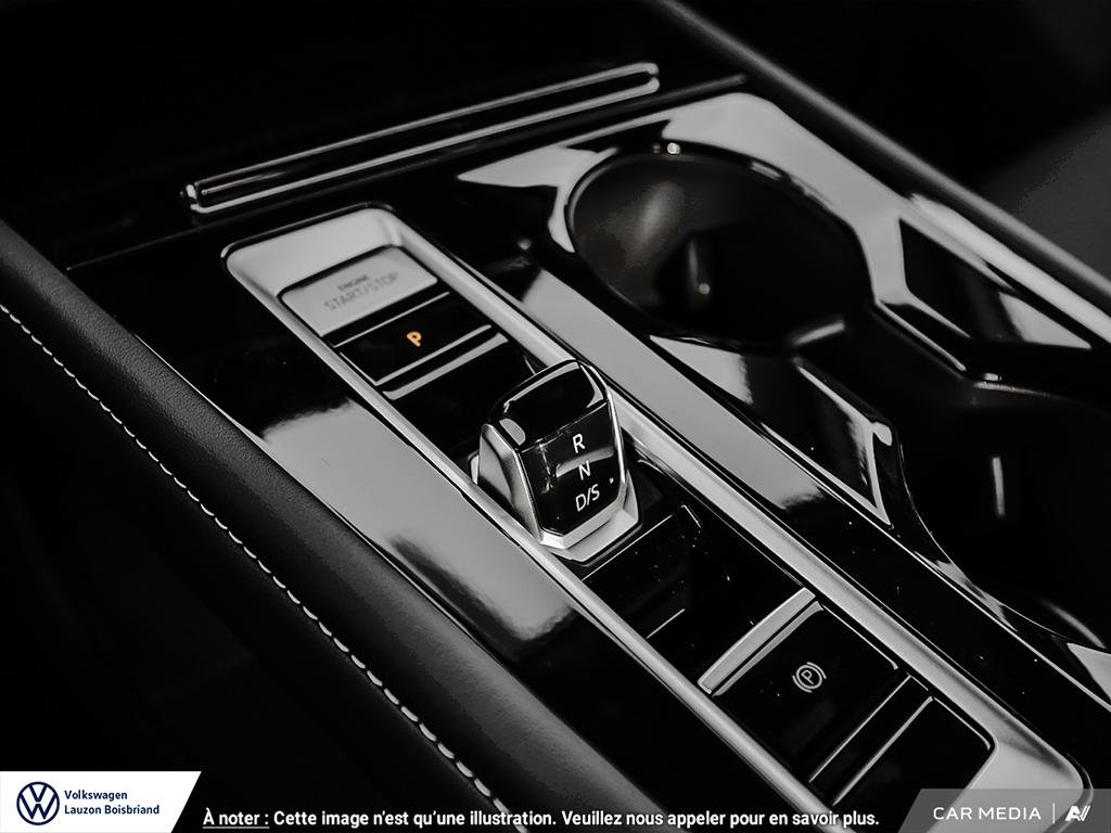 Volkswagen Atlas Cross Sport Comfortline R-Line Black Edition 2025 à Laval, Québec - 16 - w1024h768px