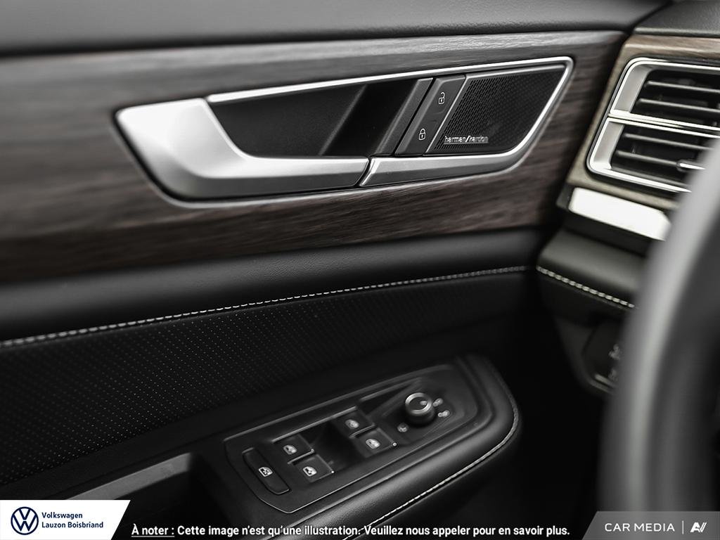 2025 Volkswagen Atlas Execline in Laval, Quebec - 16 - w1024h768px