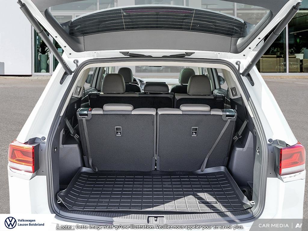 2025 Volkswagen Atlas Highline in Laval, Quebec - 7 - w1024h768px