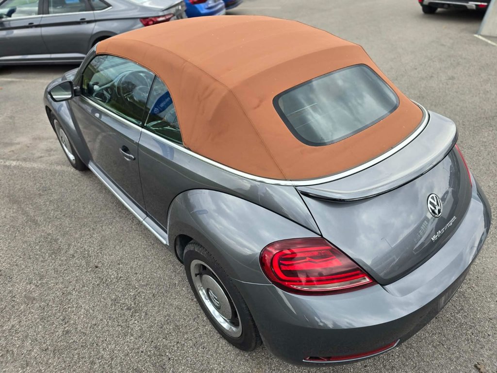 Volkswagen Beetle Convertible Classic BAS KM | CAMÉRA | BLUETOOTH +++ 2017 à Laval, Québec - 10 - w1024h768px