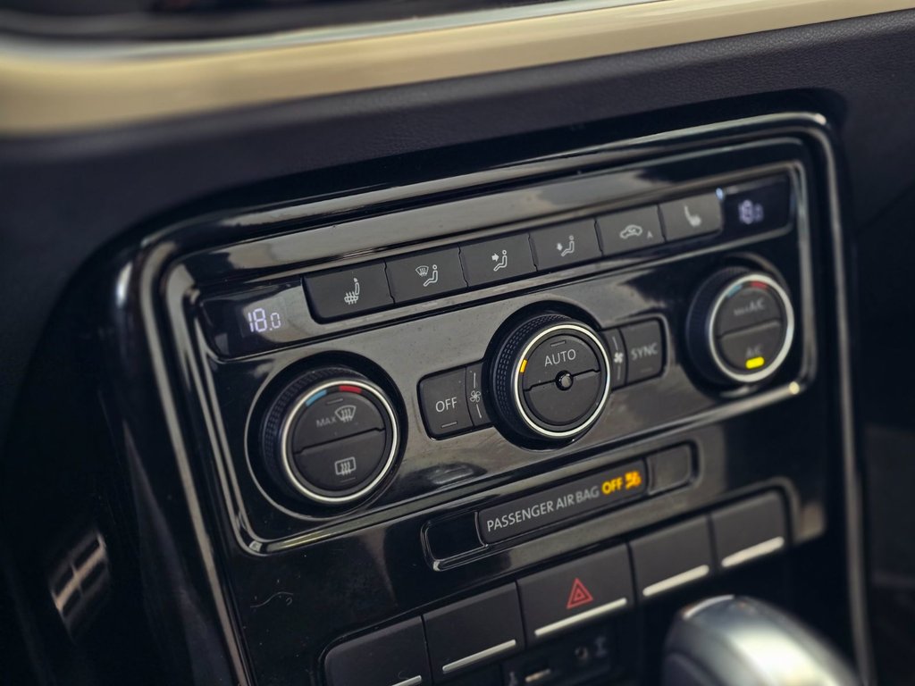 Volkswagen Beetle Wolfsburg Edition | TOIT | CAMÉRA | CARPLAY | +++ 2019 à Laval, Québec - 14 - w1024h768px