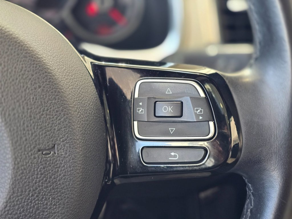Volkswagen Beetle Wolfsburg Edition | TOIT | CAMÉRA | CARPLAY | +++ 2019 à Laval, Québec - 12 - w1024h768px