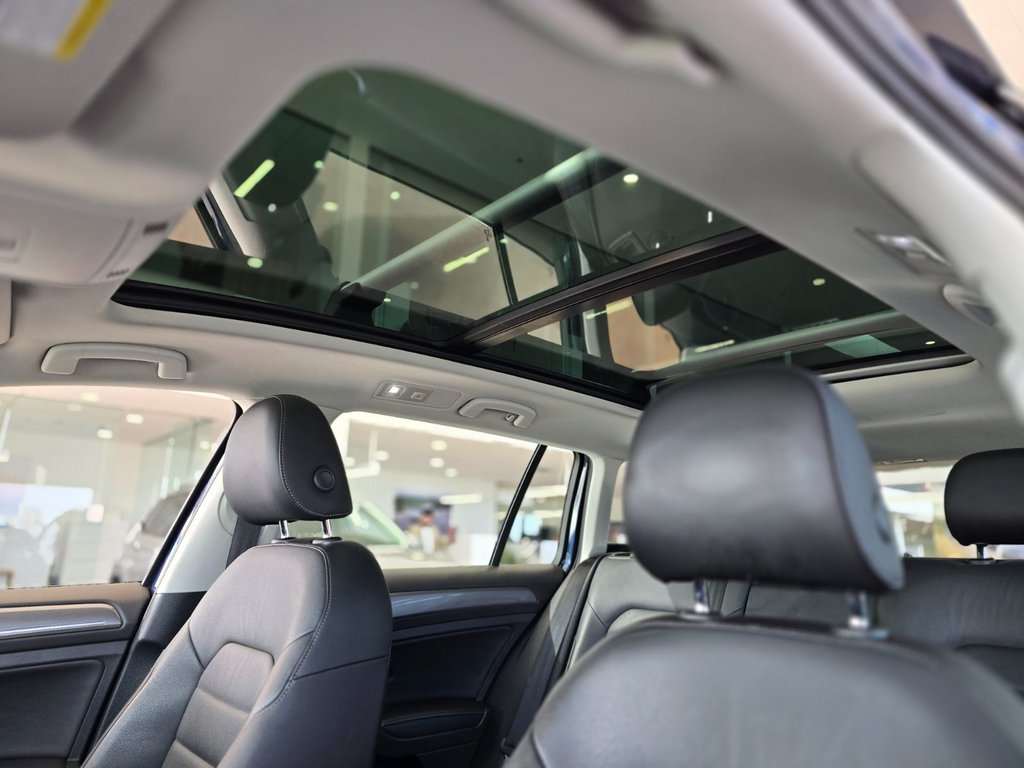 Volkswagen Golf Alltrack Execline | BAS KM | TOIT PANO | AWD | CAM | +++ 2018 à Laval, Québec - 19 - w1024h768px