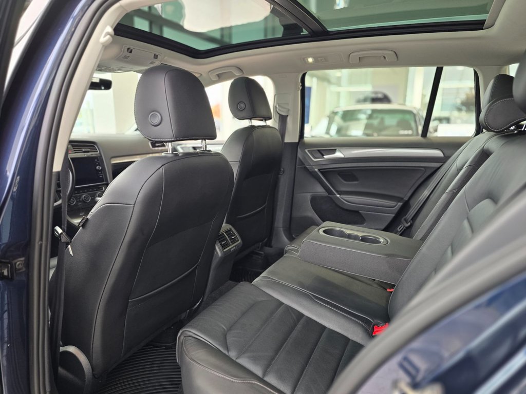 Volkswagen Golf Alltrack Execline | BAS KM | TOIT PANO | AWD | CAM | +++ 2018 à Laval, Québec - 10 - w1024h768px