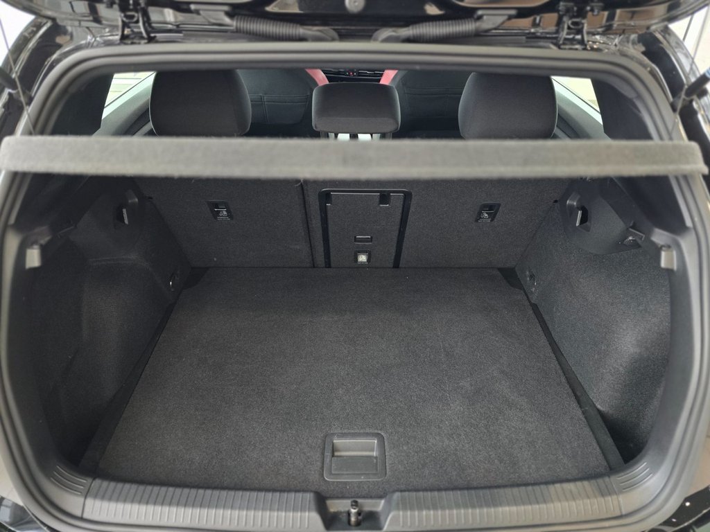 2024 Volkswagen Golf GTI GTI BAS KM | DSG | TOIT | CAMÉRA | 18 POUCES | +++ in Laval, Quebec - 9 - w1024h768px