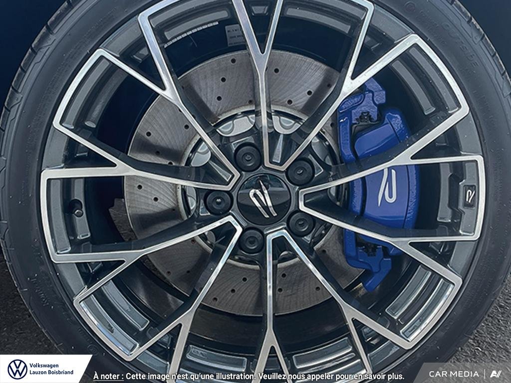 2025 Volkswagen Golf R R 4MOTION in Laval, Quebec - 8 - w1024h768px