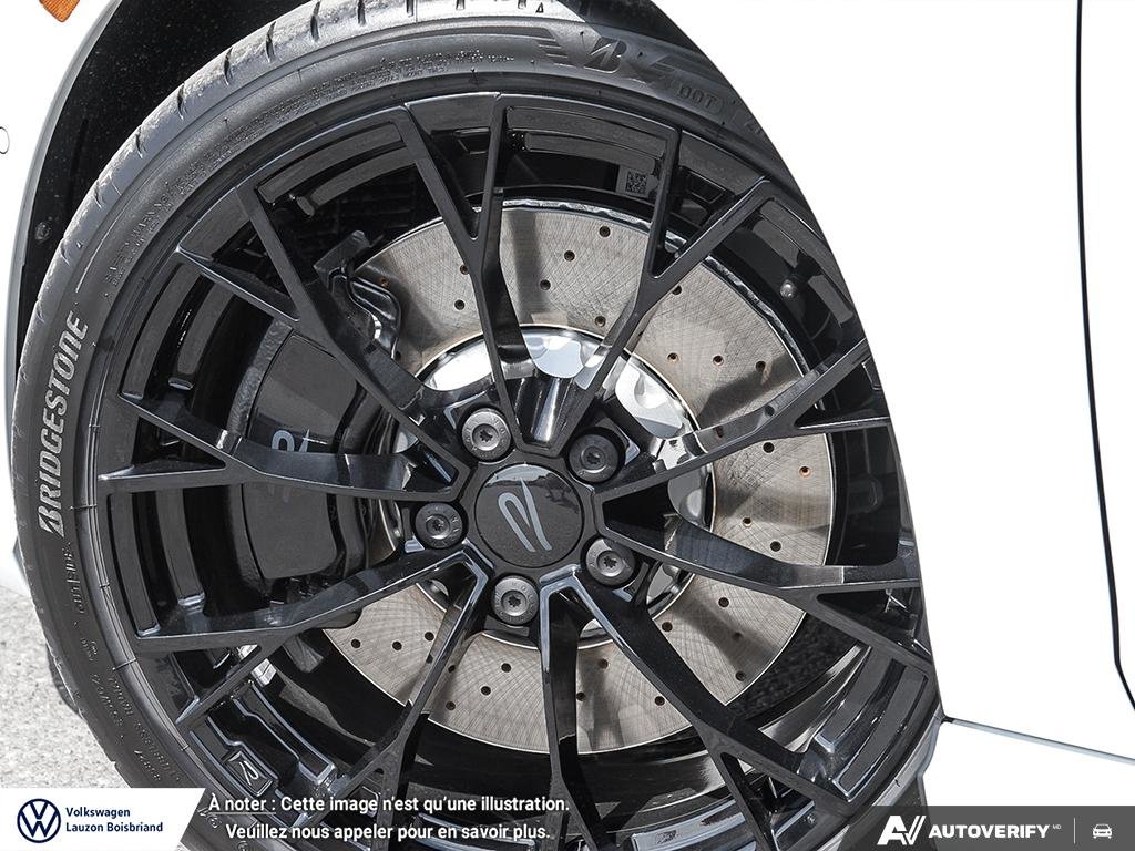Volkswagen Golf R R Black Edition 4MOTION 2026 à Laval, Québec - 8 - w1024h768px