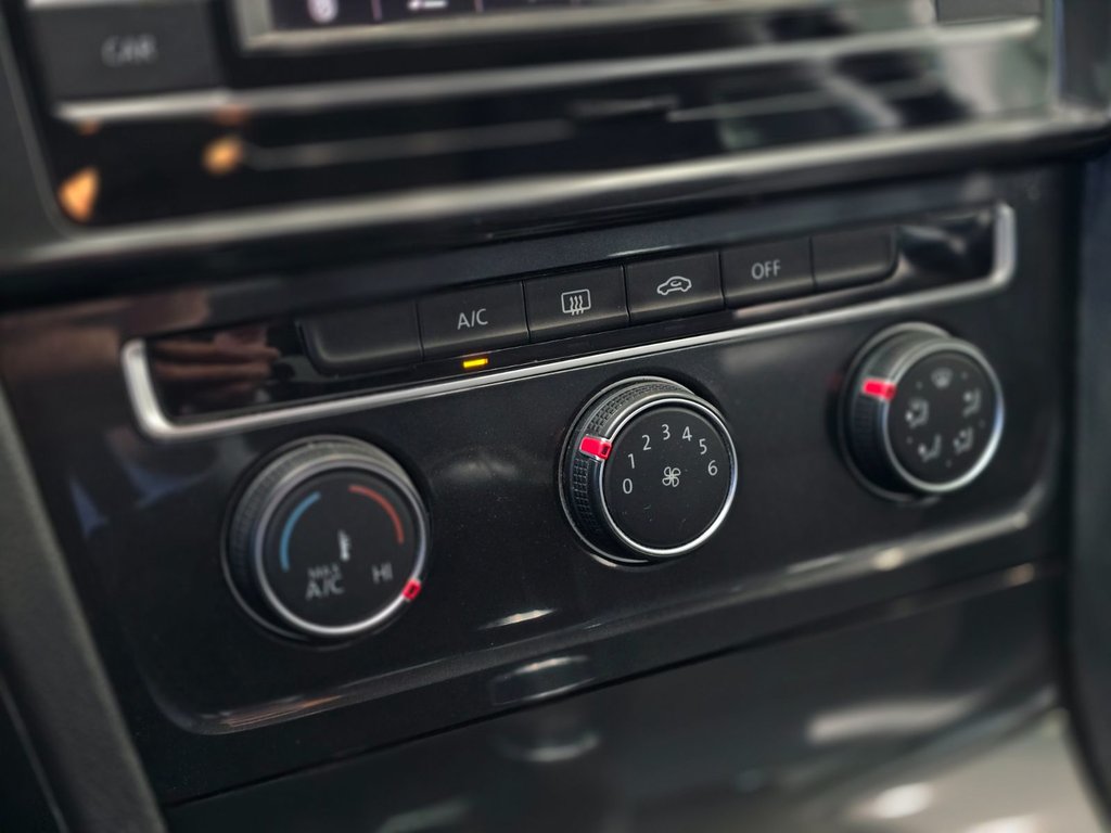 2018 Volkswagen Golf Trendline 3 PORTES | CARPLAY | CAMÉRA | BLUETOOTH in Laval, Quebec - 16 - w1024h768px