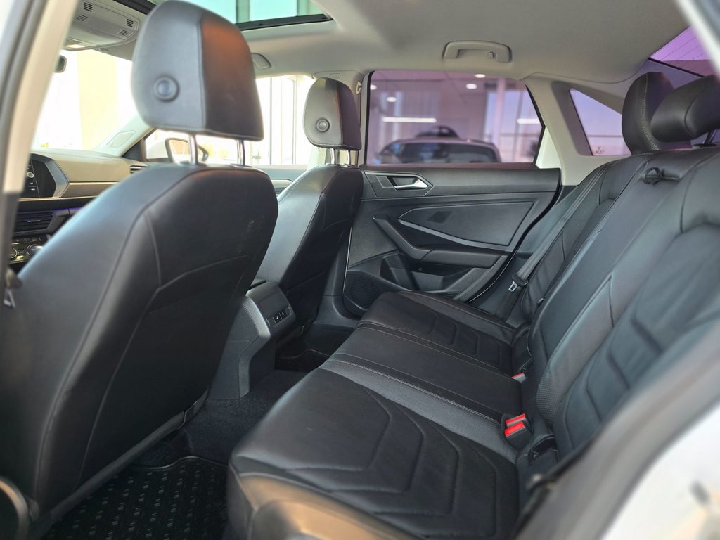 2019 Volkswagen Jetta Execline | BAS KM | TOIT | CUIR | DÉMARREUR | +++ in Laval, Quebec - 10 - w1024h768px