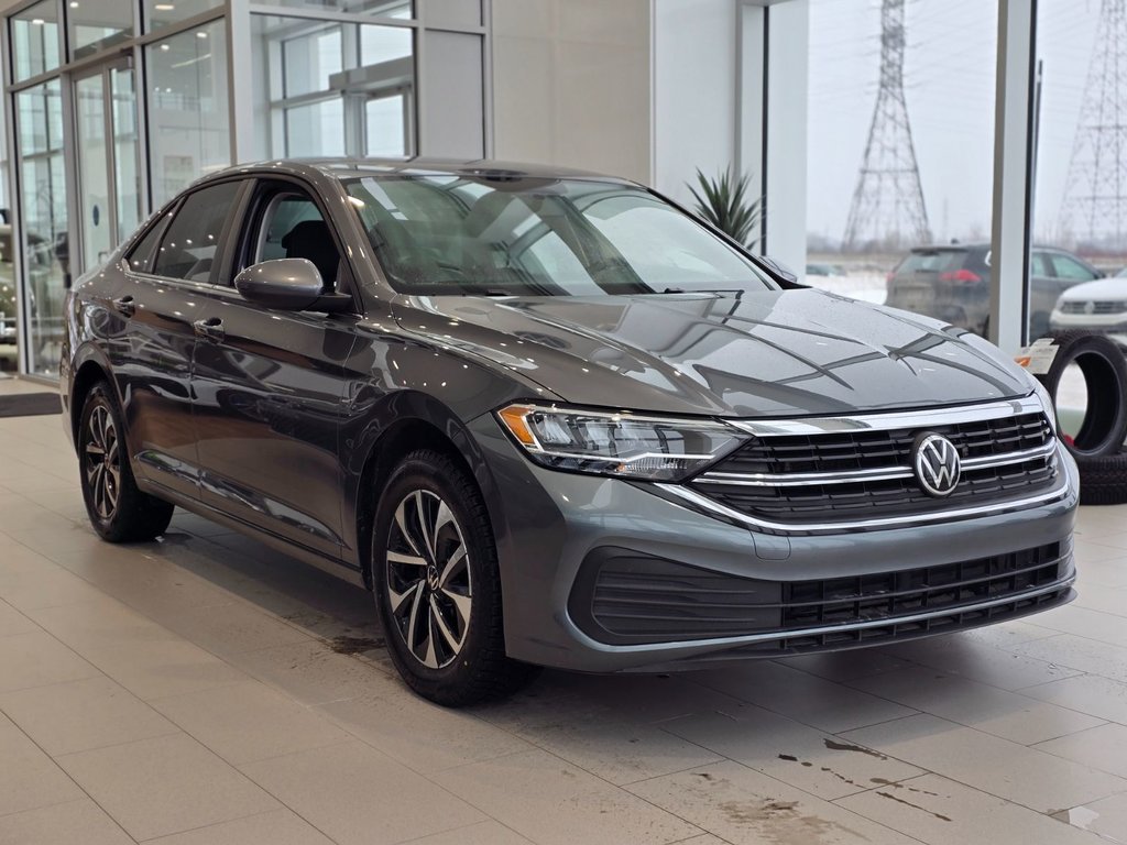 2022 Volkswagen Jetta Trendline AUTOMATIQUE | CARPLAY | CAMÉRA | BAS KM in Laval, Quebec - 1 - w1024h768px