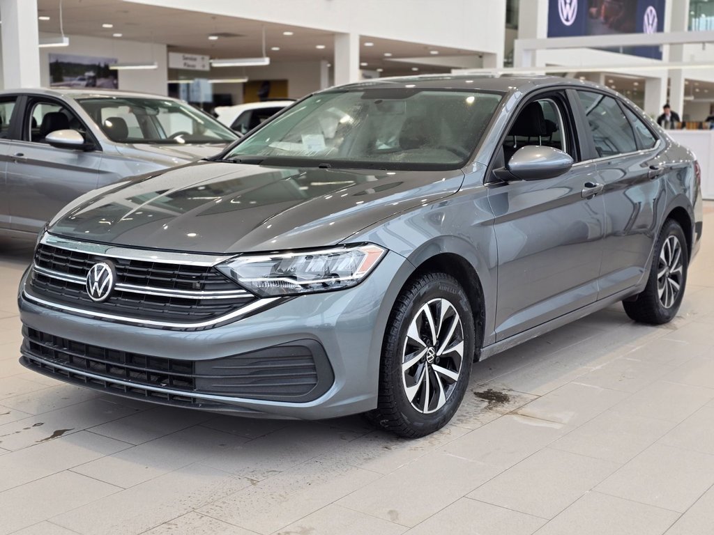 2022 Volkswagen Jetta Trendline AUTOMATIQUE | CARPLAY | CAMÉRA | BAS KM in Laval, Quebec - 4 - w1024h768px