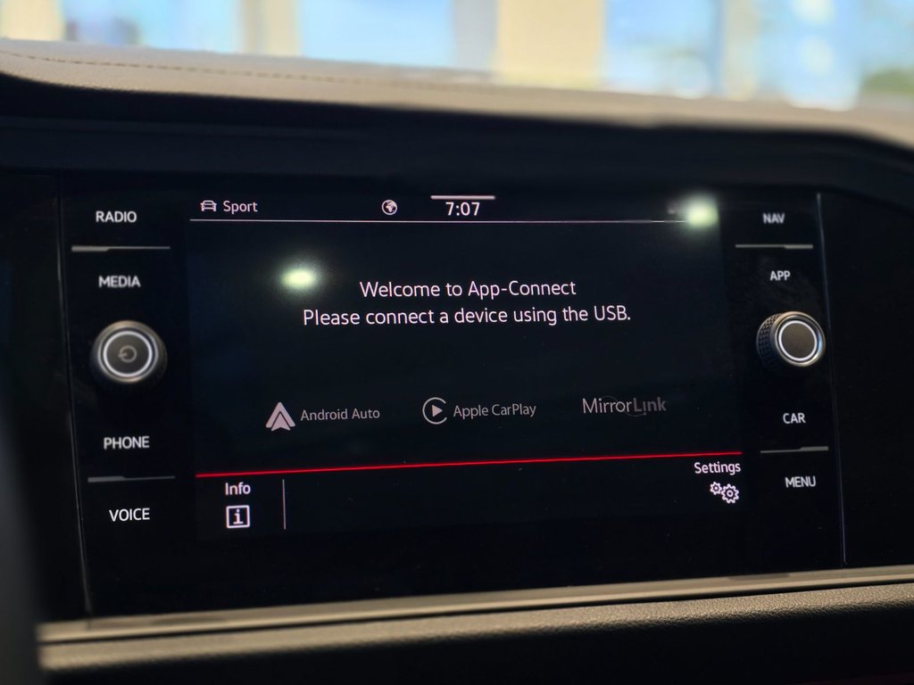 2022 Volkswagen Jetta Highline TOIT | CUIR | CAMÉRA | CARPLAY | BAS KM!! in Laval, Quebec - 19 - w1024h768px