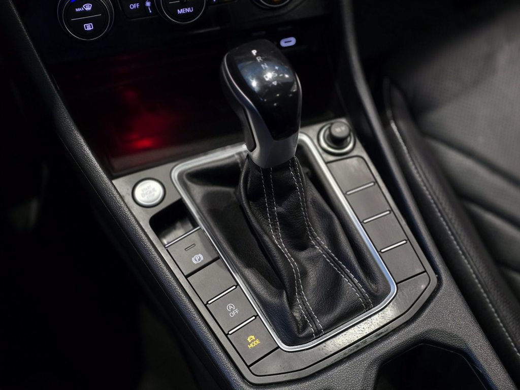 2022 Volkswagen Jetta Highline TOIT | CUIR | CAMÉRA | CARPLAY | BAS KM!! in Laval, Quebec - 17 - w1024h768px