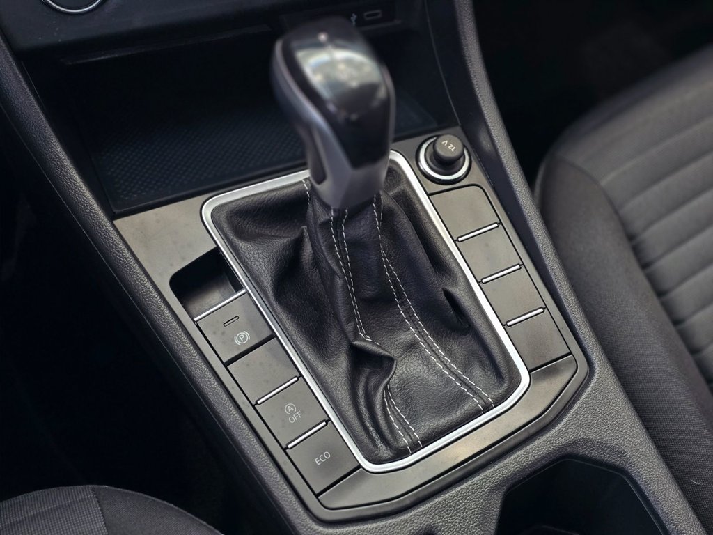 Volkswagen Jetta Trendline AUTOMATIQUE | CARPLAY | CAM | BAS KM | 2022 à Laval, Québec - 15 - w1024h768px