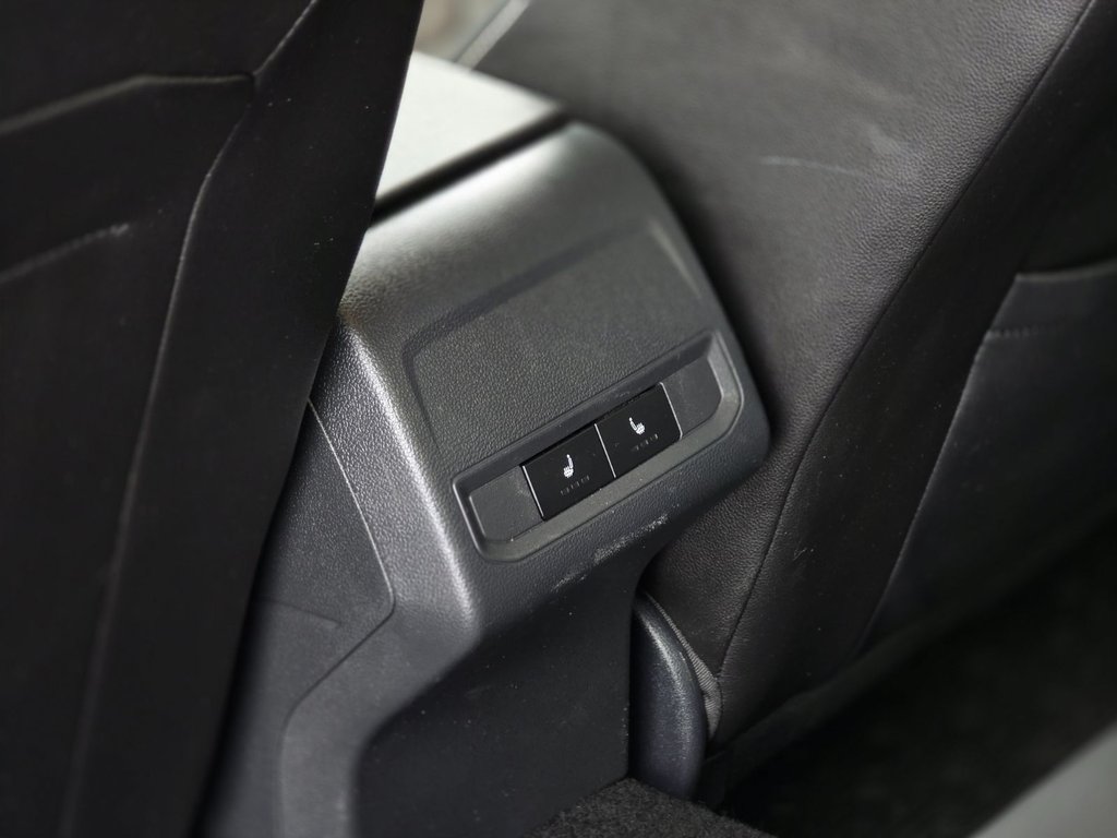 2023 Volkswagen Jetta Highline TOIT | CARPLAY | CAMÉRA | CUIR | BAS KM in Laval, Quebec - 11 - w1024h768px