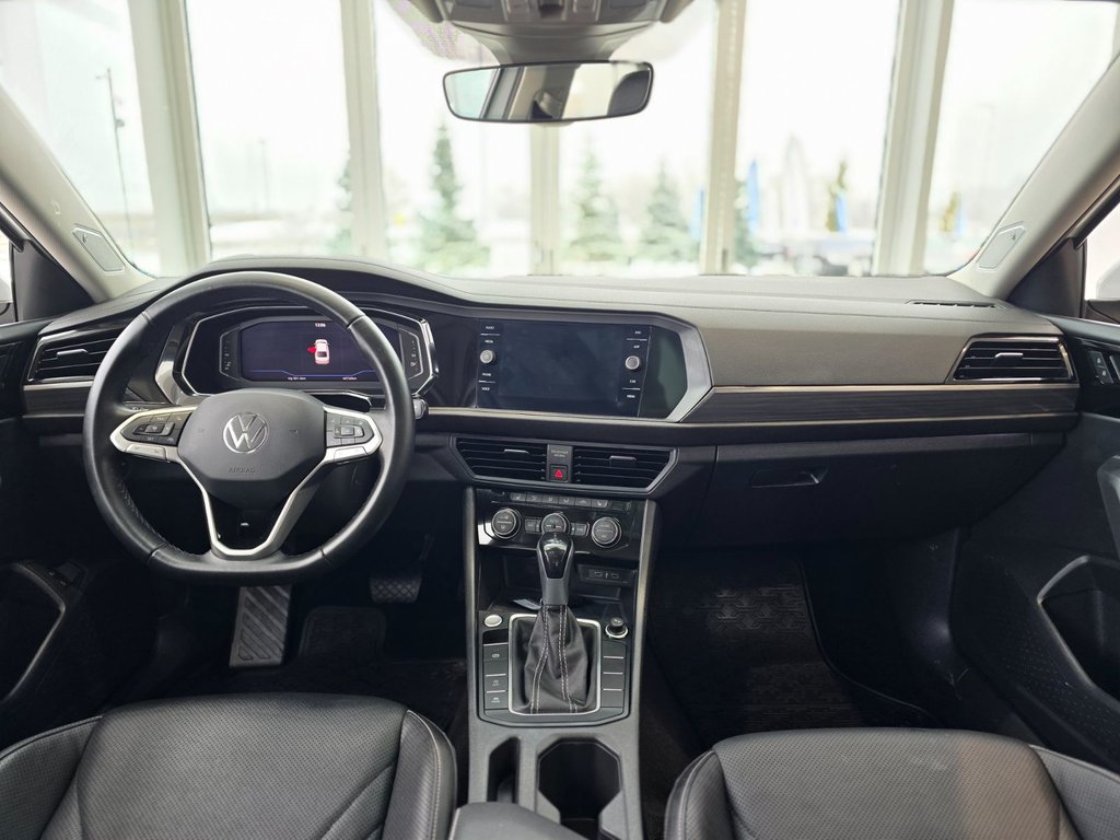 2023 Volkswagen Jetta Highline TOIT | CARPLAY | CAMÉRA | CUIR | BAS KM in Laval, Quebec - 12 - w1024h768px