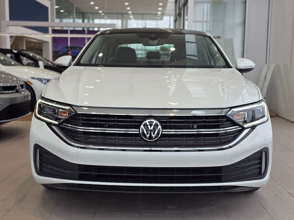 Volkswagen Jetta Highline TOIT | CUIR | NAV | DÉMARREUR | BAS KM 2024 à Laval, Québec - 3 - w1024h768px