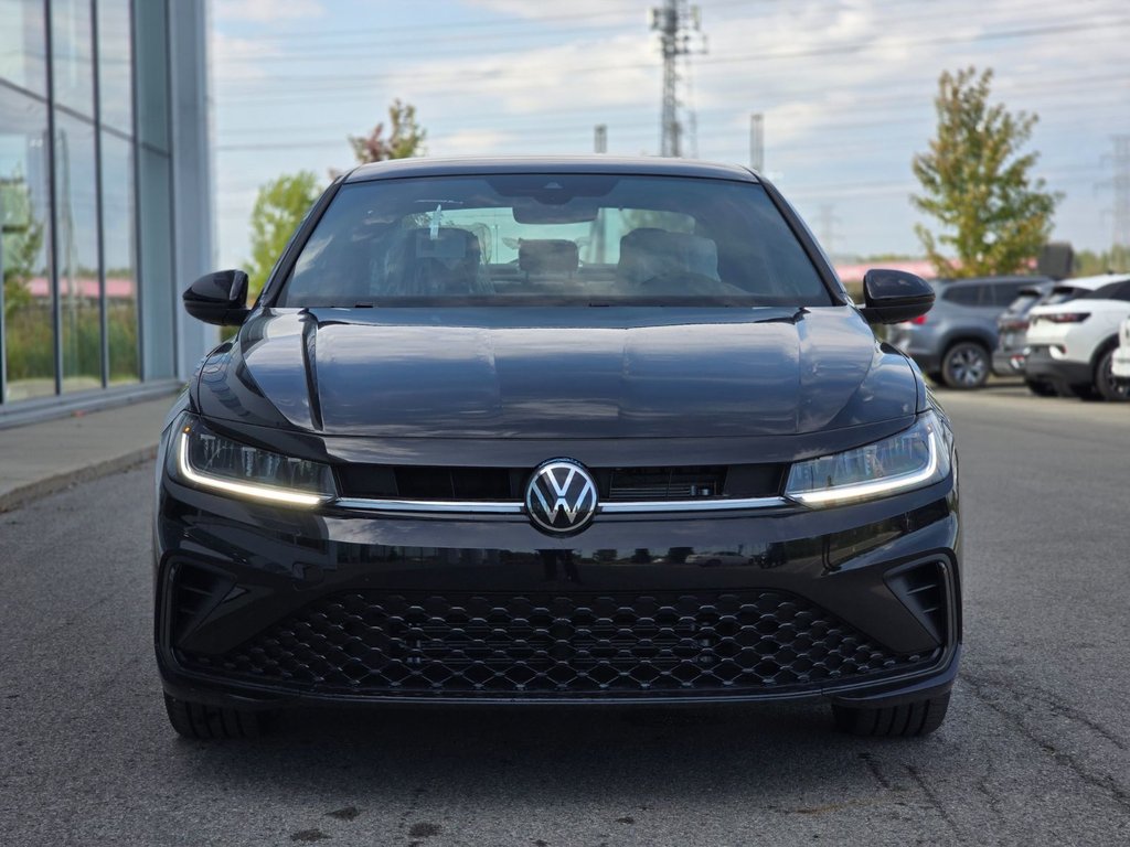 Volkswagen Jetta Comfortline 2025 à Laval, Québec - 2 - w1024h768px