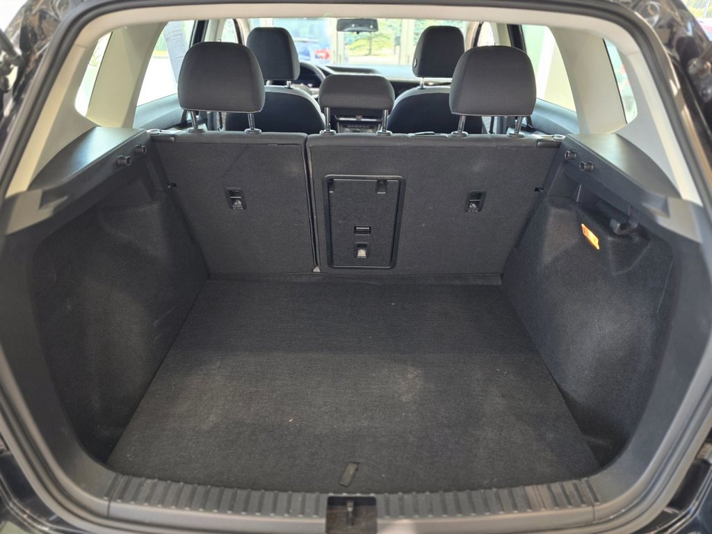 2022 Volkswagen Taos Trendline  AWD | CARPLAY | SIÈGES CHAUFFANTS | +++ in Laval, Quebec - 9 - w1024h768px