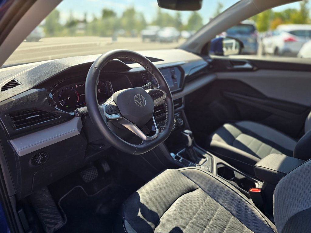 2022 Volkswagen Taos Highline TOIT PANO | CUIR | CARPLAY | CAMÉRA | +++ in Laval, Quebec - 9 - w1024h768px