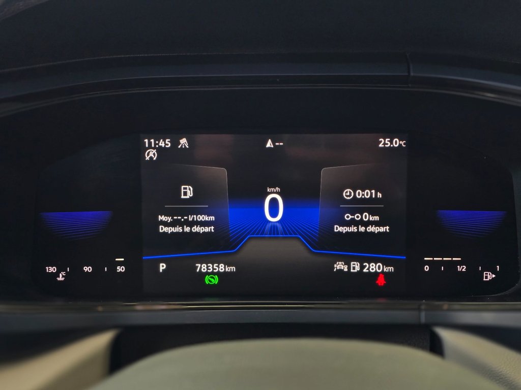 Volkswagen Taos Comfortline | TOIT PANO | CAMÉRA | CARPLAY I +++ 2022 à Laval, Québec - 13 - w1024h768px
