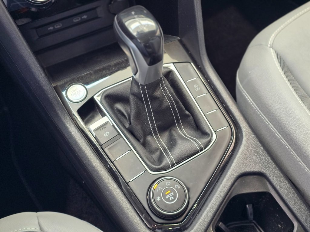 Volkswagen Taos Comfortline | TOIT PANO | CAMÉRA | CARPLAY I +++ 2022 à Laval, Québec - 16 - w1024h768px