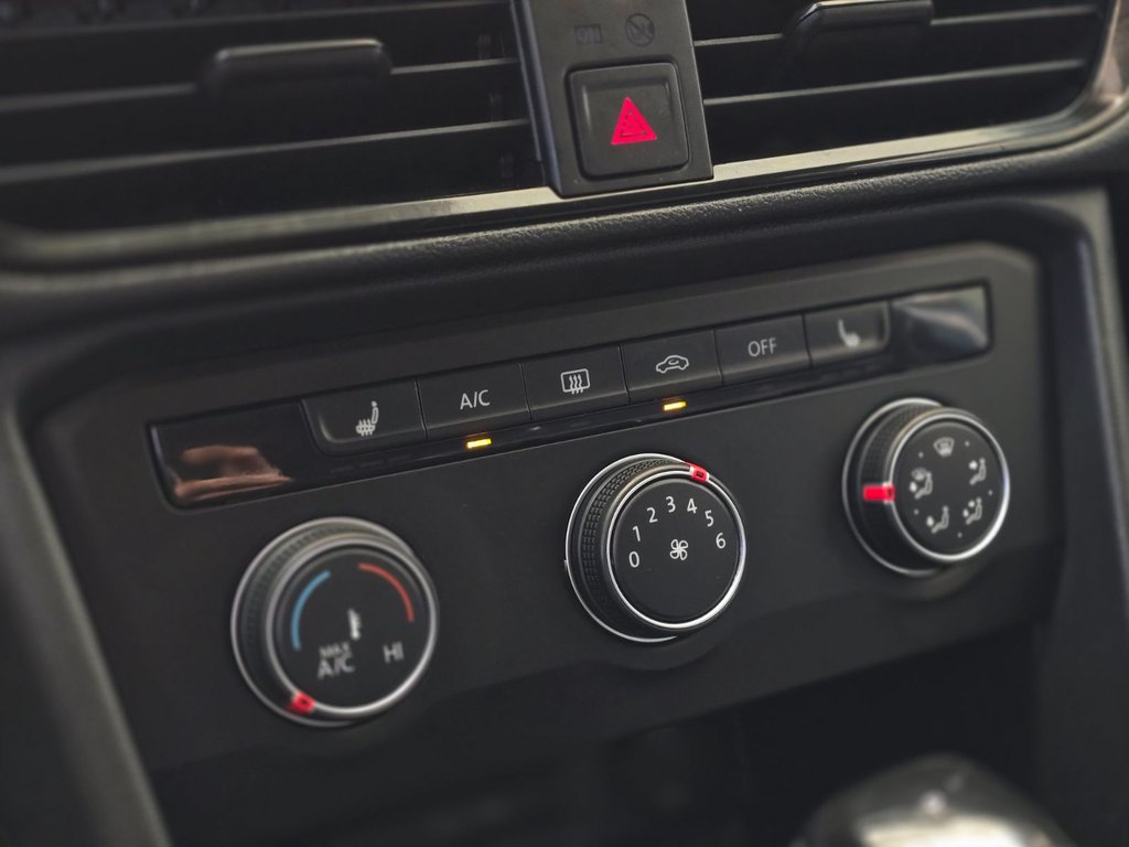 Volkswagen Taos Trendline 4MOTION | CARPLAY | CAMÉRA | BLUETOOTH 2022 à Laval, Québec - 17 - w1024h768px