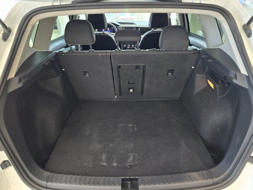 Volkswagen Taos Trendline 4MOTION | CARPLAY | CAMÉRA | BLUETOOTH 2023 à Laval, Québec - 9 - w1024h768px