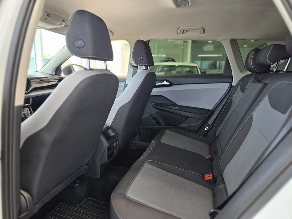 Volkswagen Taos Trendline 4MOTION | CARPLAY | CAMÉRA | BLUETOOTH 2023 à Laval, Québec - 10 - w1024h768px