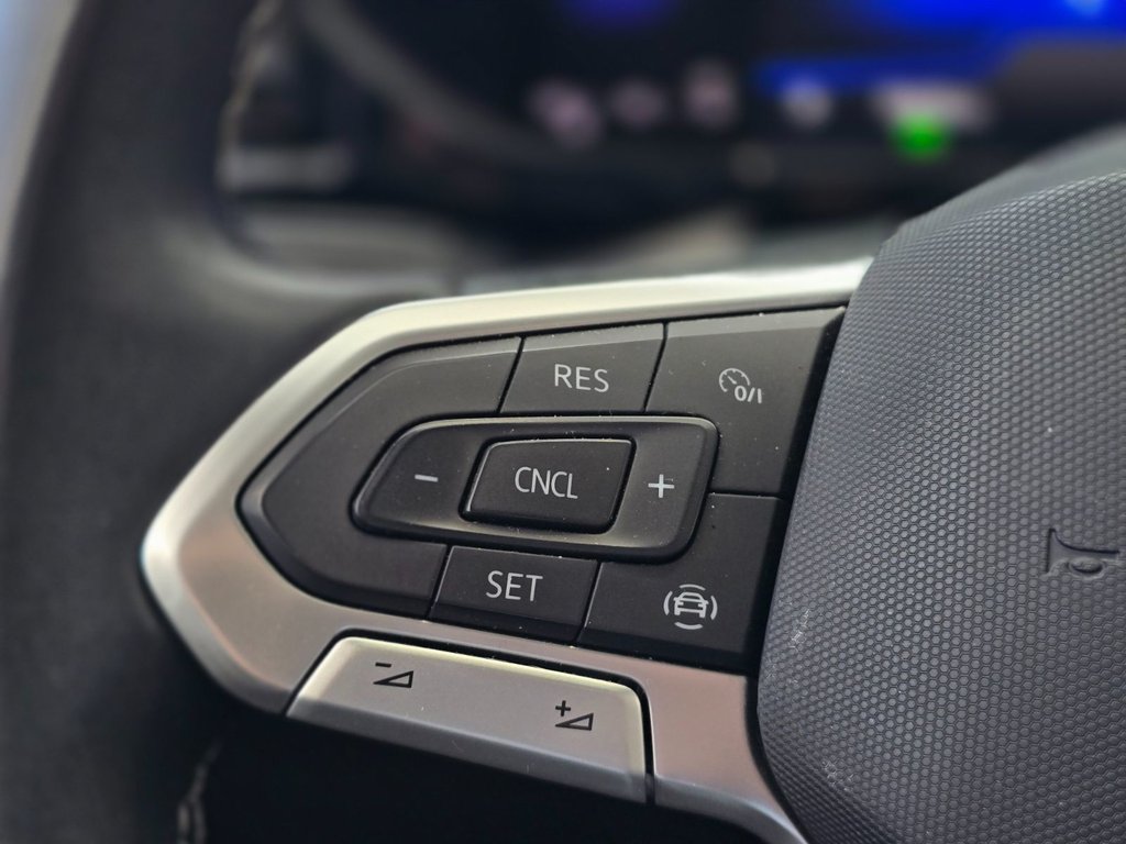Volkswagen Taos Trendline 4MOTION | CARPLAY | CAMÉRA | BLUETOOTH 2023 à Laval, Québec - 14 - w1024h768px