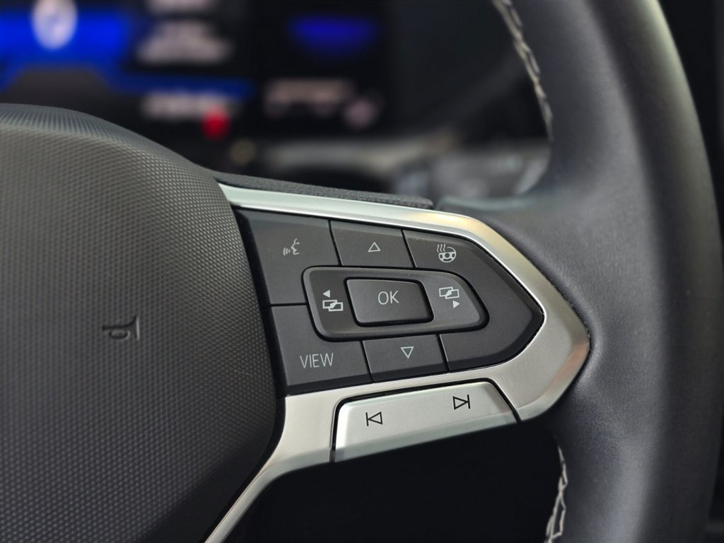 Volkswagen Taos Trendline 4motion | CARPLAY | CAMÉRA | BLUETOOTH 2023 à Laval, Québec - 14 - w1024h768px