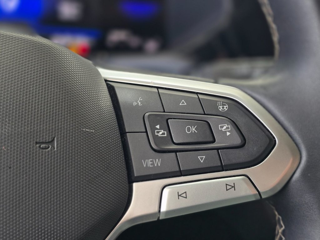 Volkswagen Taos Comfortline CUIR | CARPLAY | CAMÉRA | 1,5TSI +++ 2023 à Laval, Québec - 15 - w1024h768px
