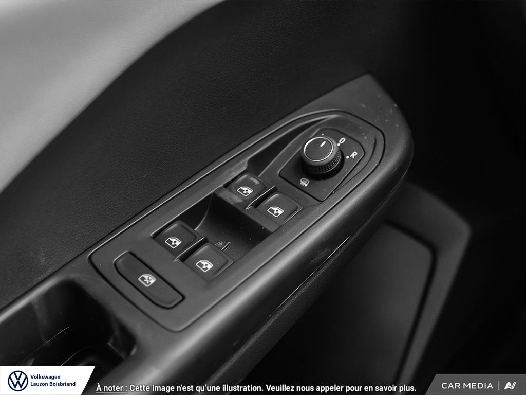 2025 Volkswagen Taos Trendline in Laval, Quebec - 12 - w1024h768px