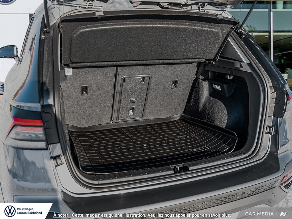 2025 Volkswagen Taos Highline in Laval, Quebec - 6 - w1024h768px