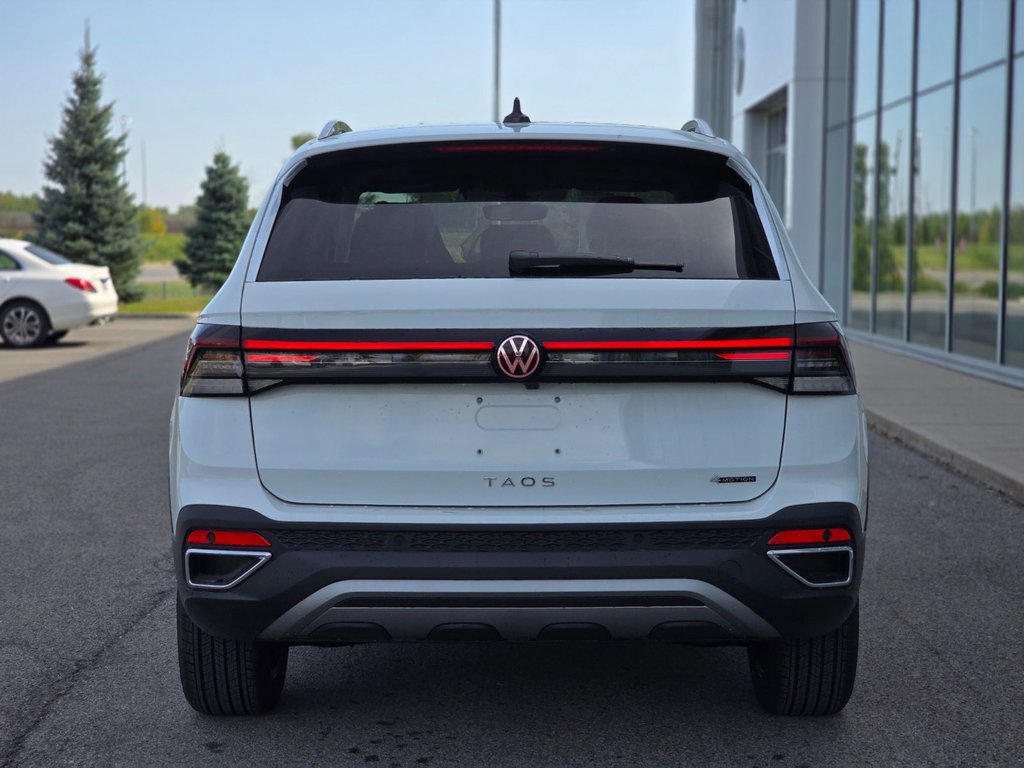 2025 Volkswagen Taos Highline in Laval, Quebec - 5 - w1024h768px