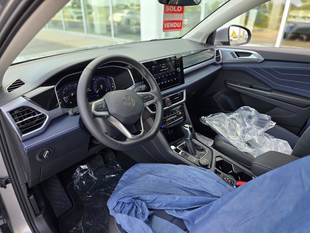 Volkswagen Taos Highline 4MOTION 2026 à Laval, Québec - 7 - w1024h768px