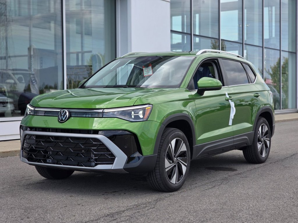 2026 Volkswagen Taos Highline 4MOTION in Laval, Quebec - 3 - w1024h768px
