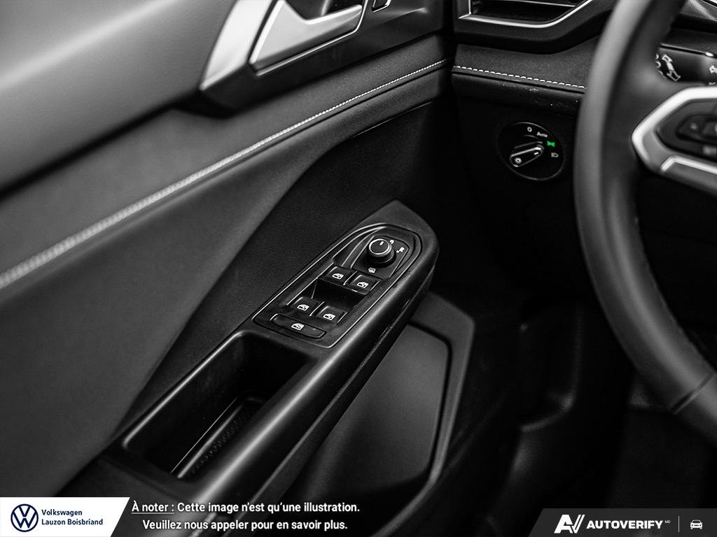 Volkswagen Taos Comfortline Black Edition 2026 à Laval, Québec - 15 - w1024h768px