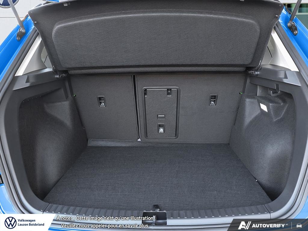 Volkswagen Taos Comfortline Black Edition 2026 à Laval, Québec - 6 - w1024h768px