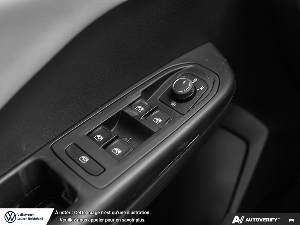 Volkswagen Taos Trendline 4MOTION 2026 à Laval, Québec - 12 - w1024h768px